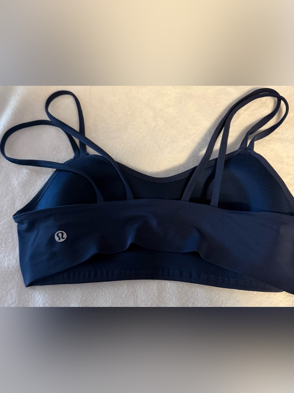 Like new! Lululemon Like a Cloud Jog Bra - light support B/C cup - Picture 8 of 9